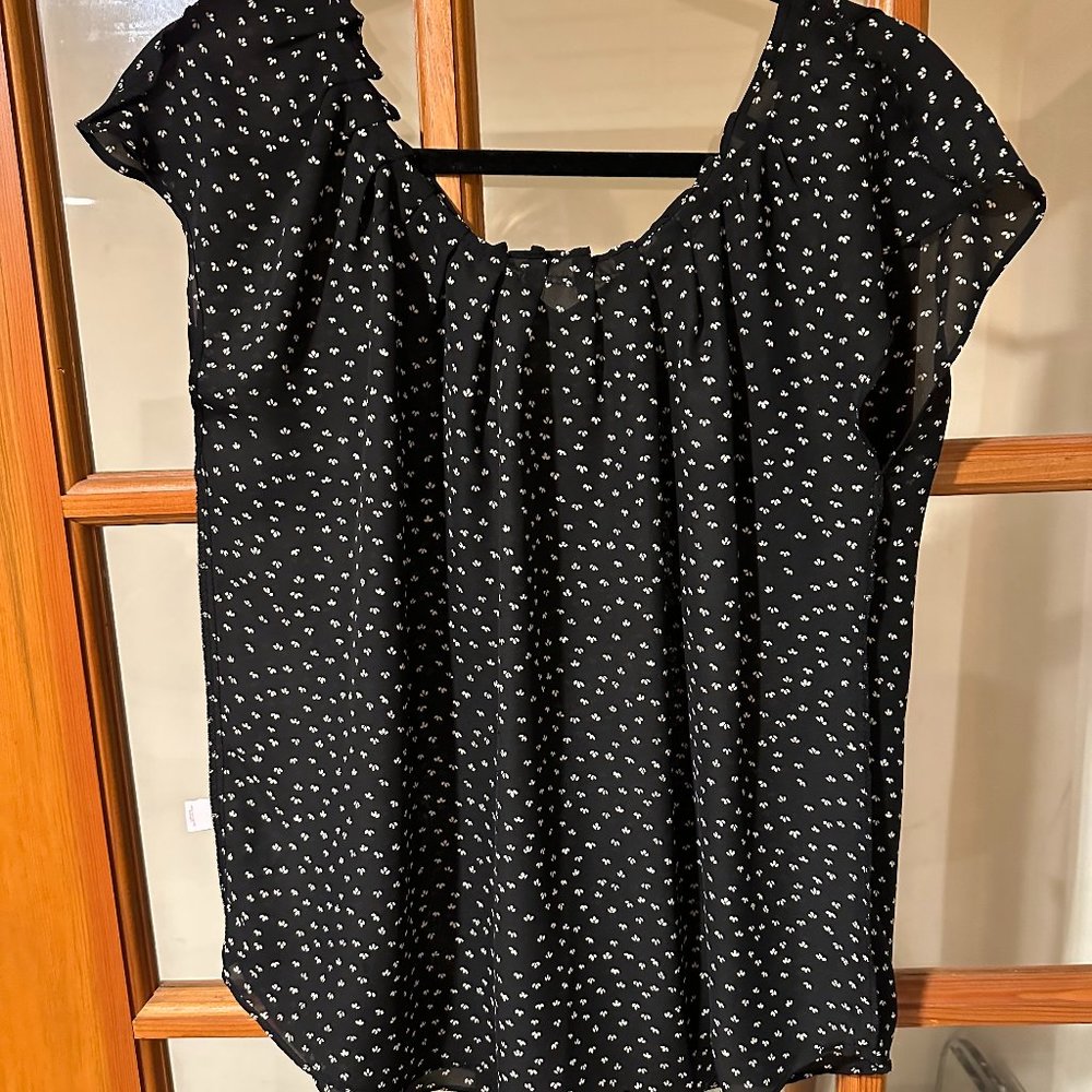 Women's LC Lauren Conrad Pleated Scoopneck Top size M